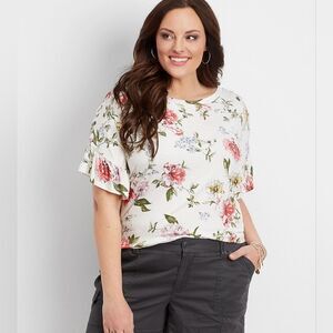 Maurices Size 3X Boho Cream Floral Scoopneck Blouse Lace-Up Ruffled Bell Sleeves